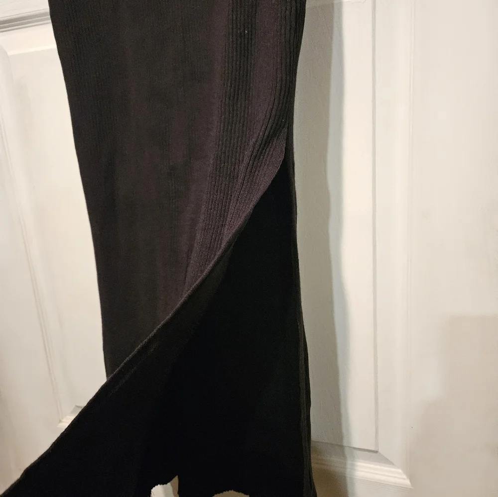 COTTON ON SWEATER SKIRT